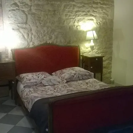 Bed & Breakfast Résidence Les Platanes La Rochelle Sud - *